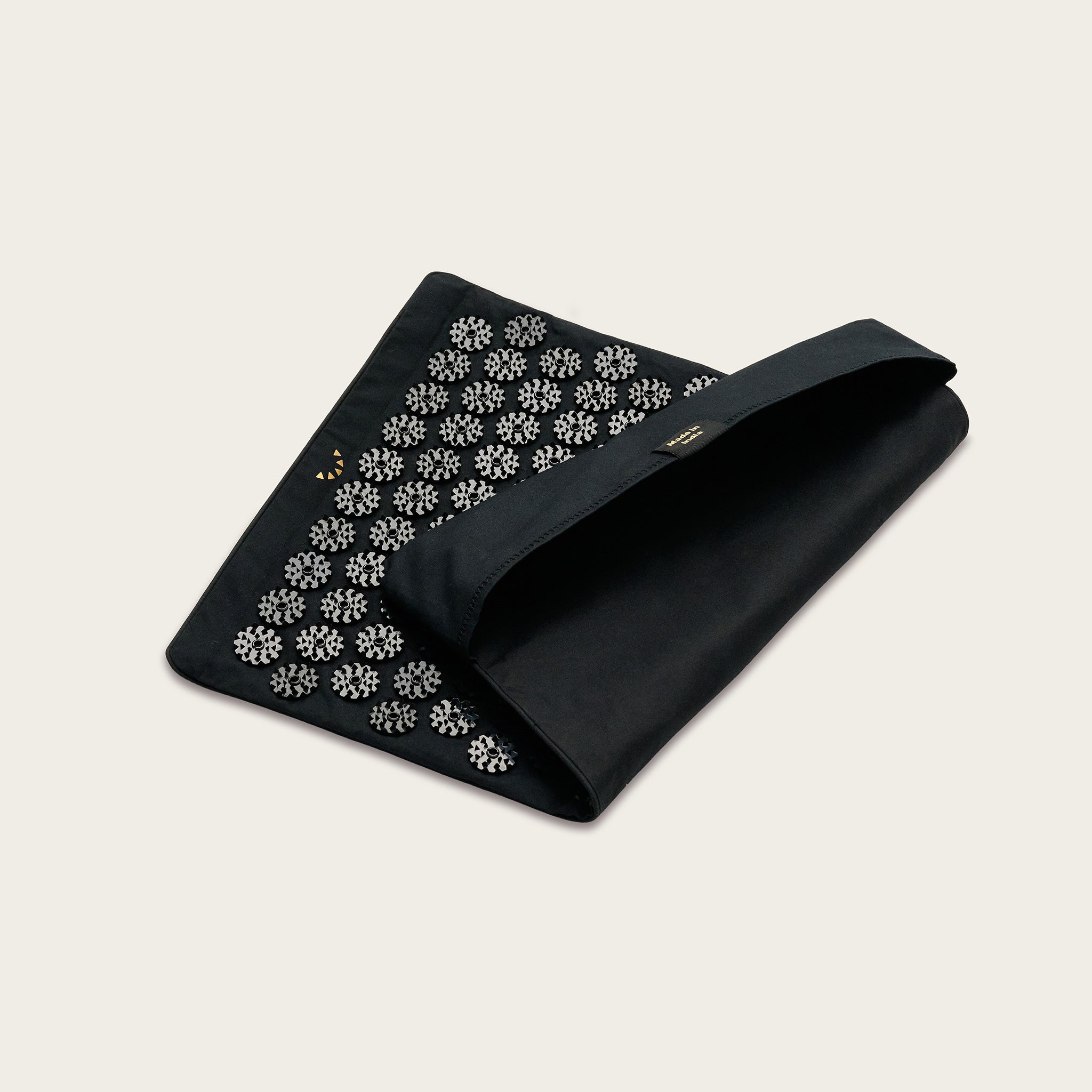 To-Go Acupressure Mat